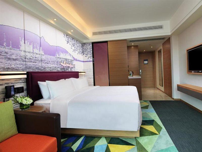 Hampton By Hilton Wuhan Tianhe Airport East エクステリア 写真
