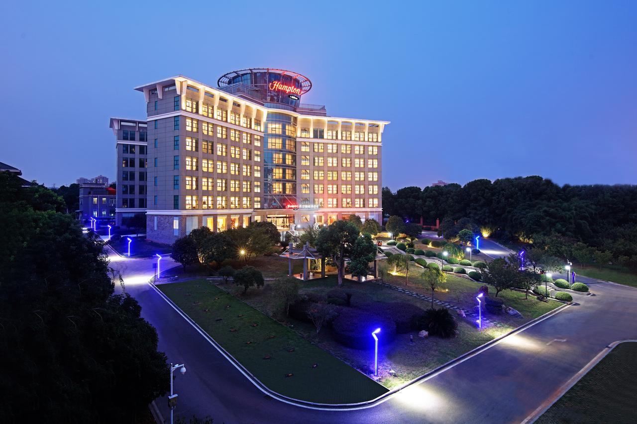 Hampton By Hilton Wuhan Tianhe Airport East エクステリア 写真
