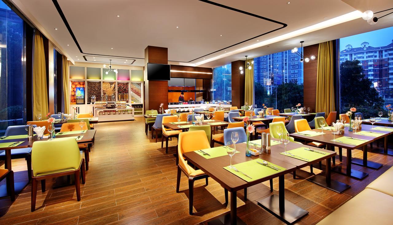 Hampton By Hilton Wuhan Tianhe Airport East エクステリア 写真